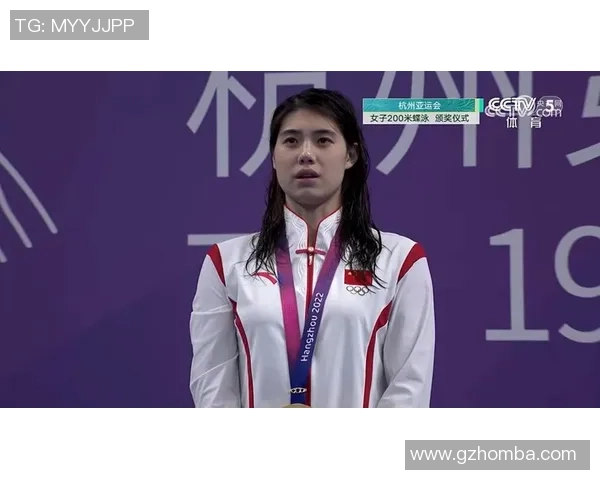 中国运动员夺金后比心观众这一温馨瞬间感动无数人